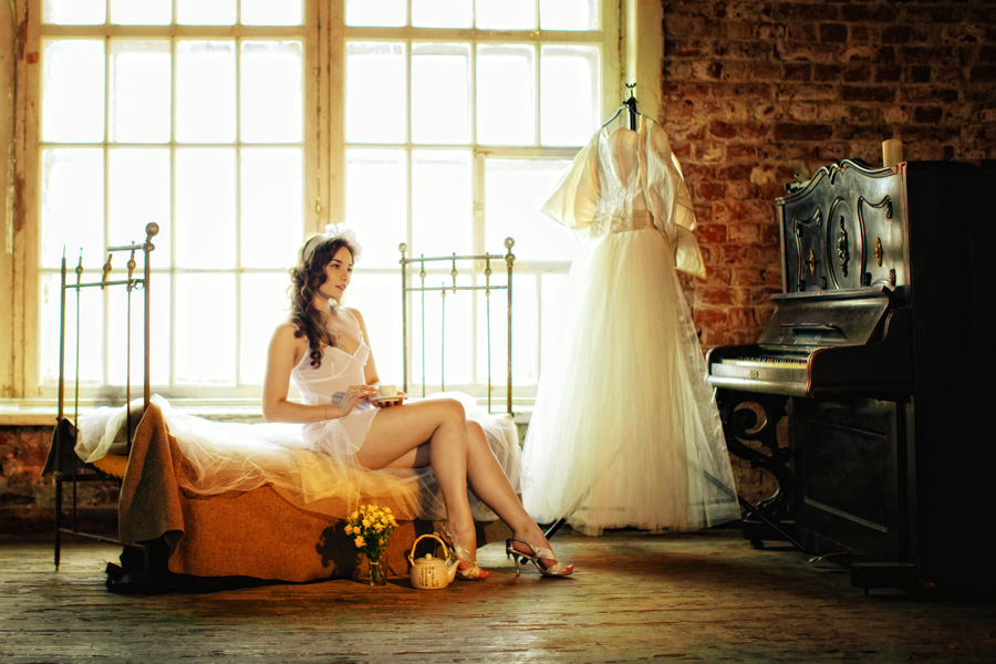 невеста в будуарном платье